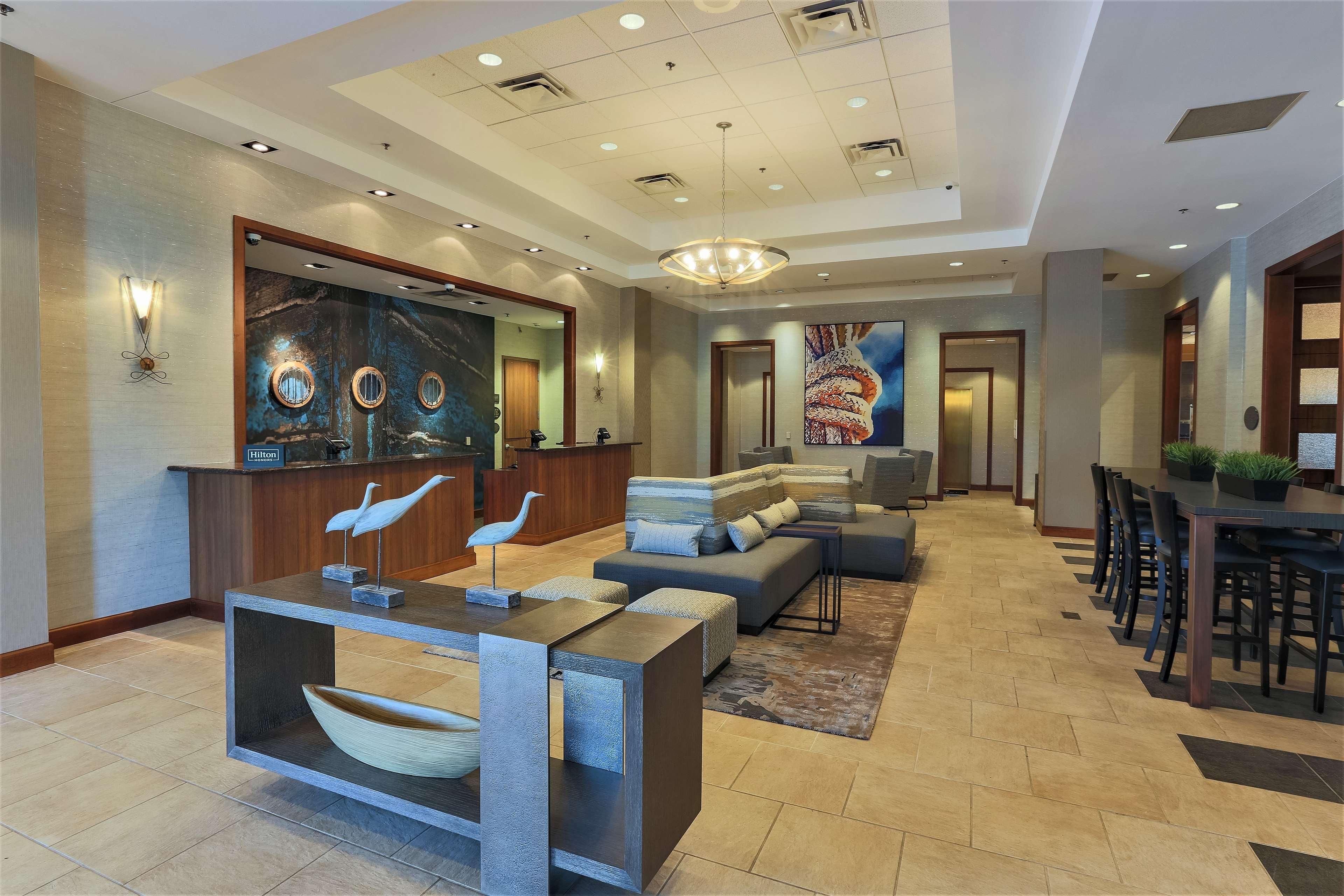 Doubletree By Hilton Bay City - Riverfront Exterior foto
