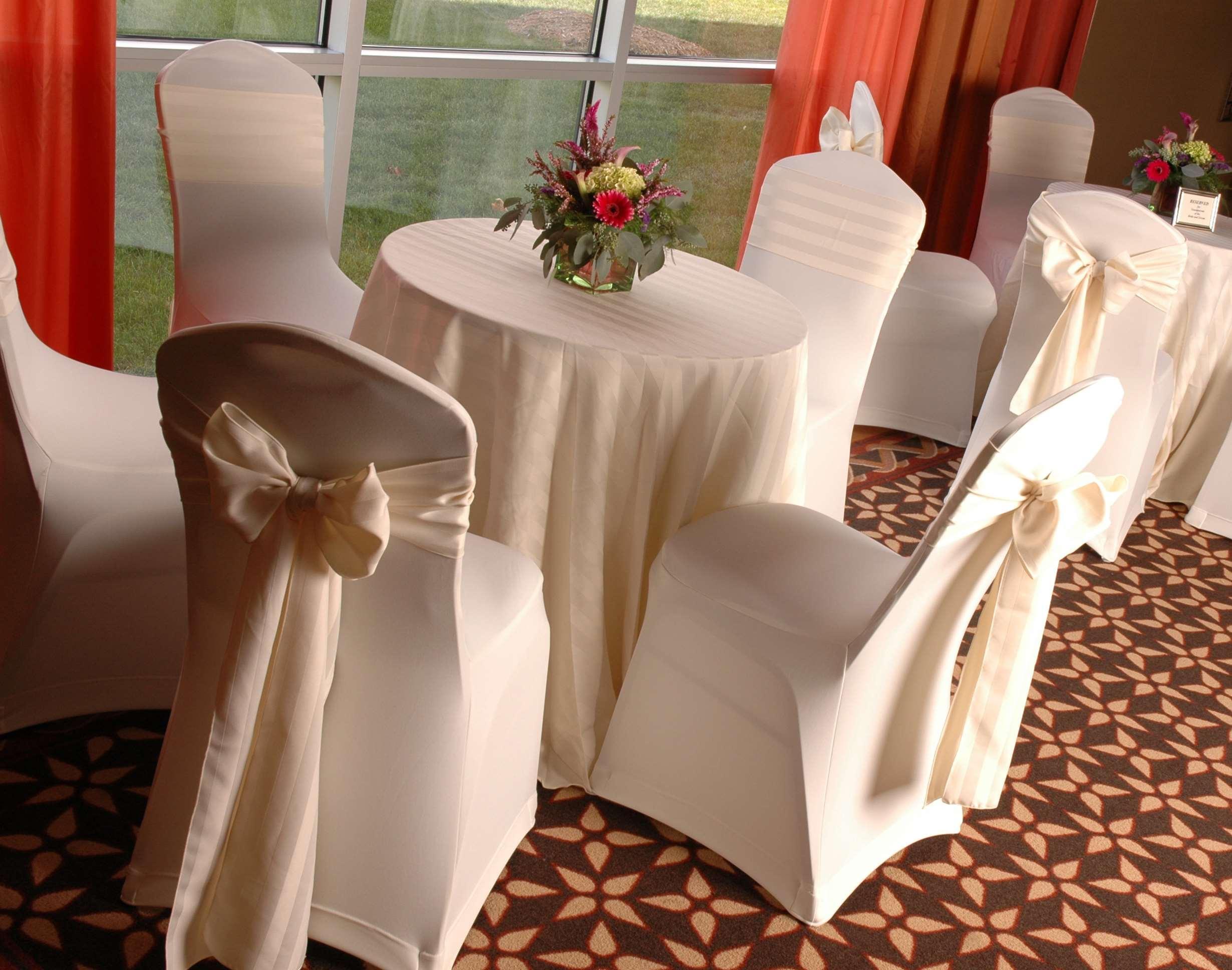 Doubletree By Hilton Bay City - Riverfront Restaurante foto