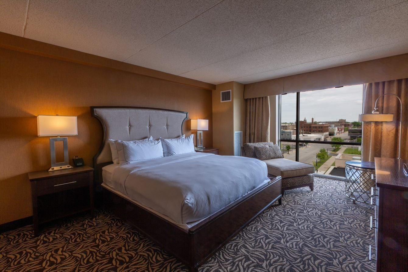 Doubletree By Hilton Bay City - Riverfront Exterior foto
